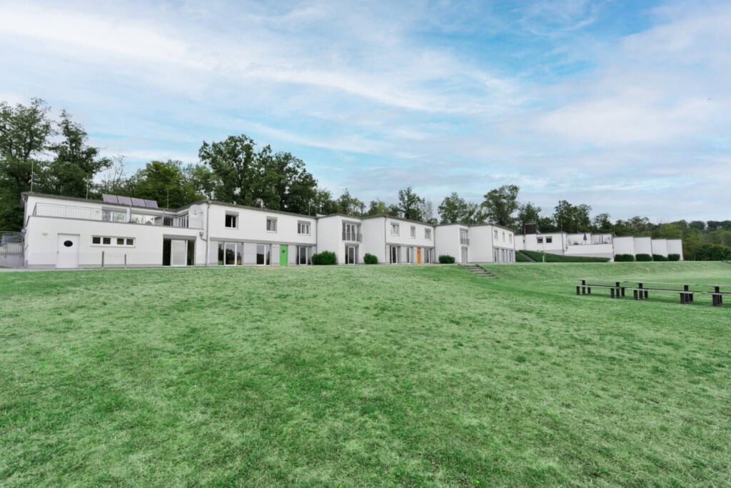 internat Schulen Schloss Schwarzenberg gruener - Schulen Schloss Schwarzenberg - Mathilde Zimmer Stiftung